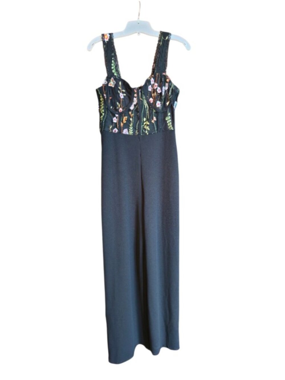 New York & Co black floral embroidered jumpsuit wedding date night Size Small